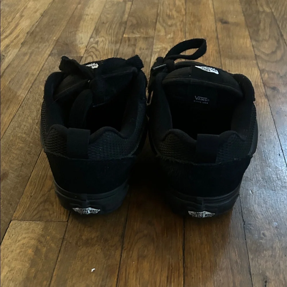 Vans Black Sneakers - Picture 4 of 5